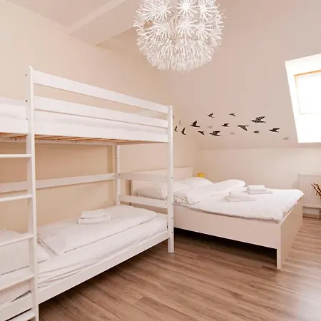 Lomnica - Vysoke Tatry Апартаменты *